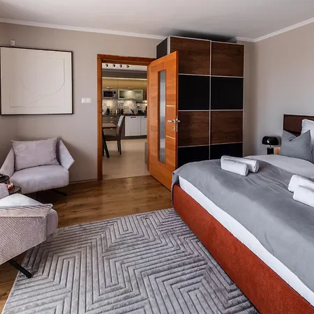 Luna Appartement *